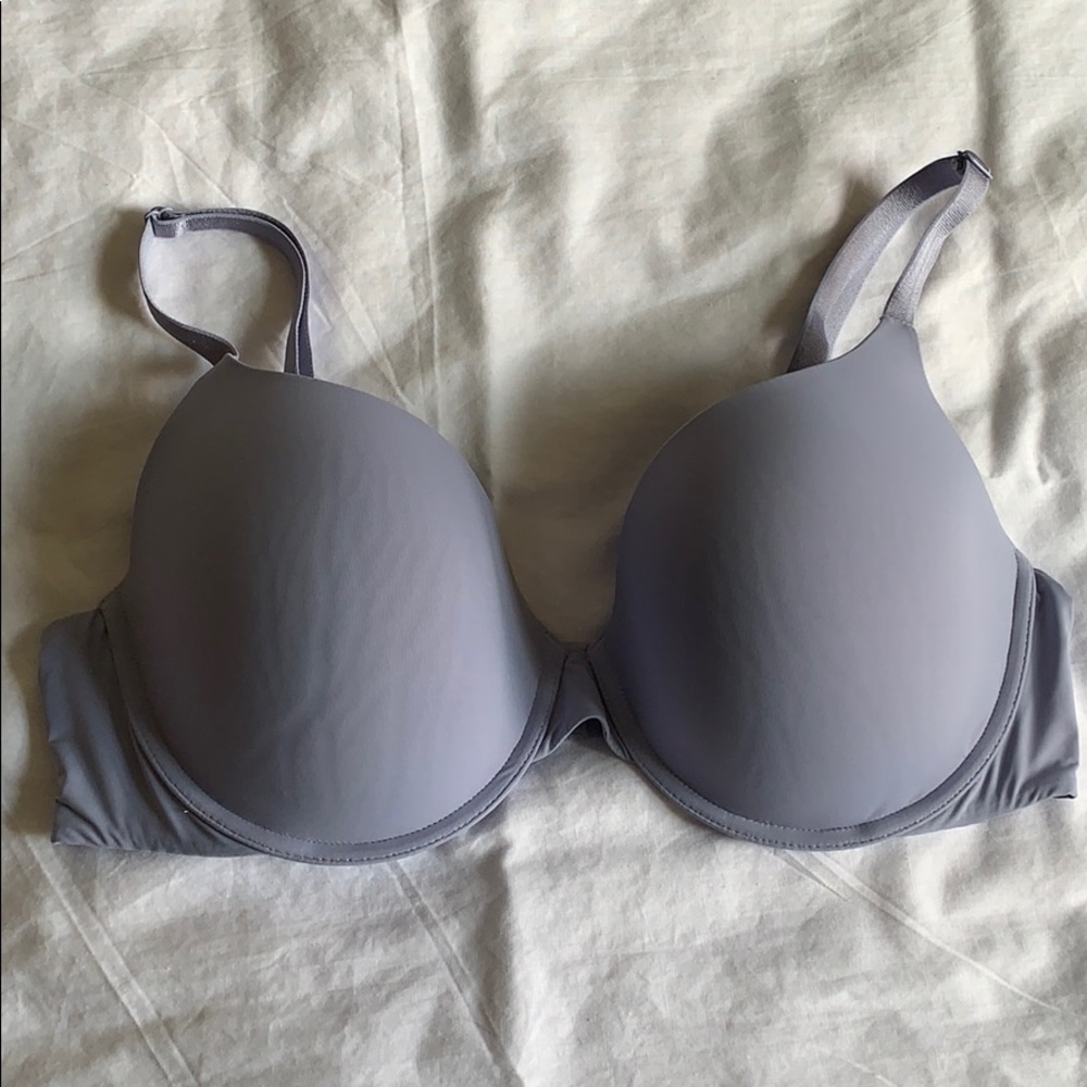 VS t-shirt lightly lined Demi Bra